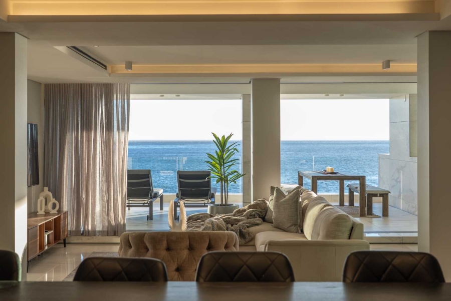 5 Bedroom Property for Sale in Bantry Bay Western Cape